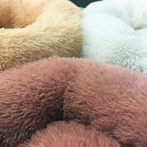 Fluffiges Marshmallow Katzenbett